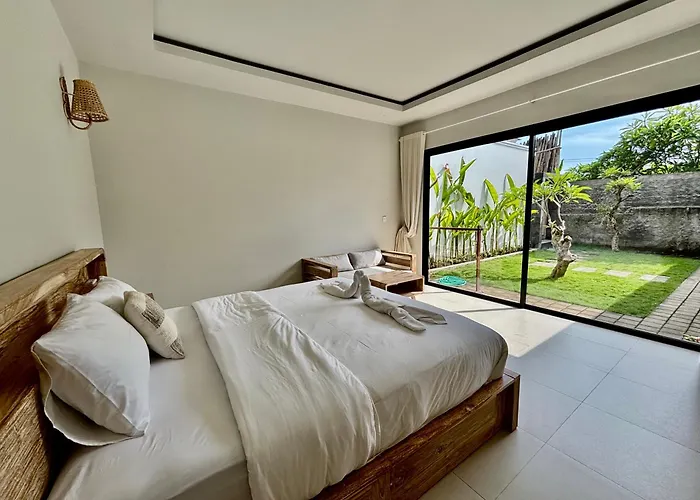Lipah Private Villa *