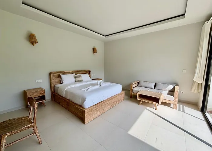 Lipah Private Villa *