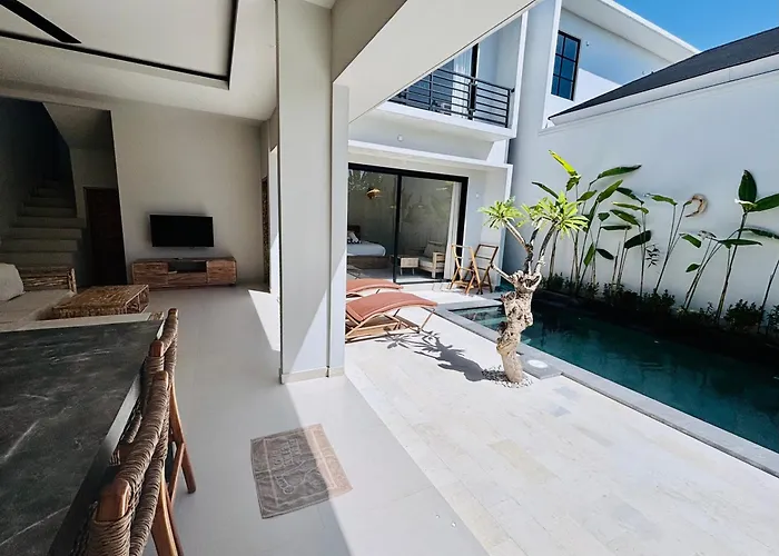 Lipah Private Villa *
